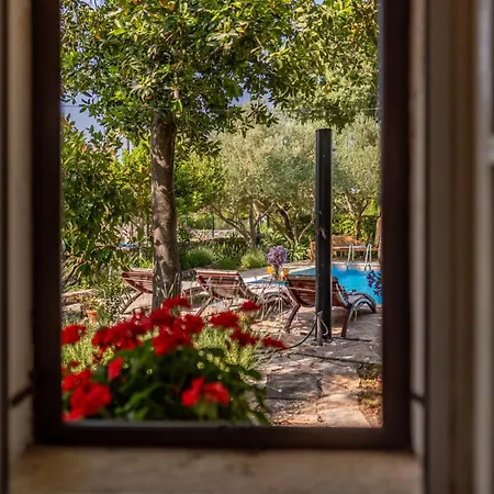 Krasa Zadarvillas Suknovci