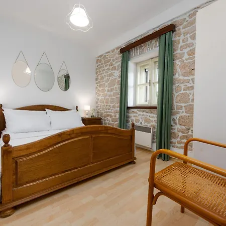 Krasa Zadarvillas Vila *