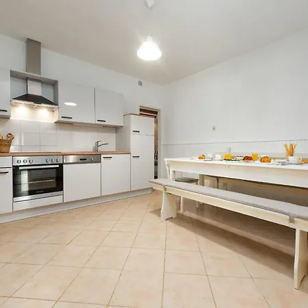 Krasa Zadarvillas * Suknovci