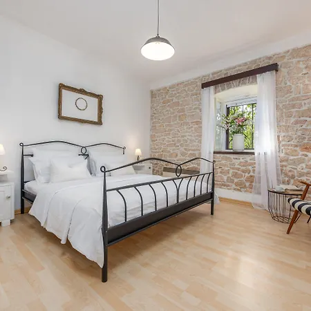 Krasa Zadarvillas *