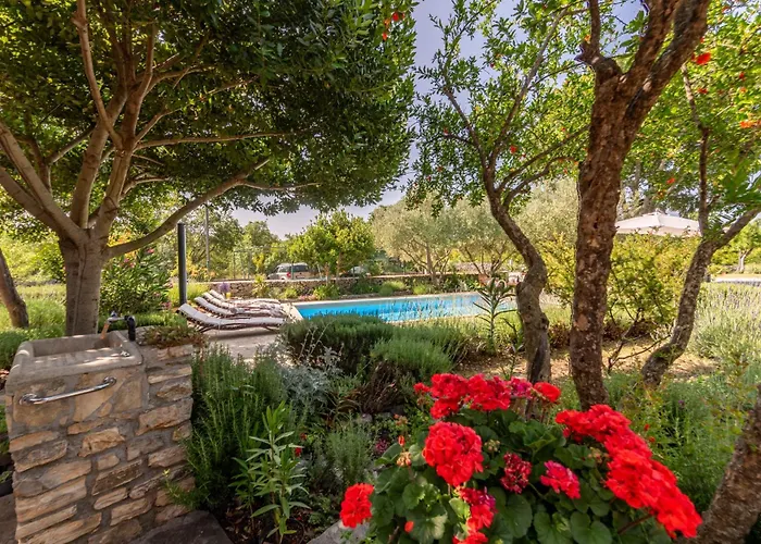 Krasa Zadarvillas וילה Suknovci