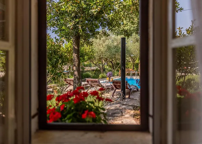 Krasa Zadarvillas Suknovci