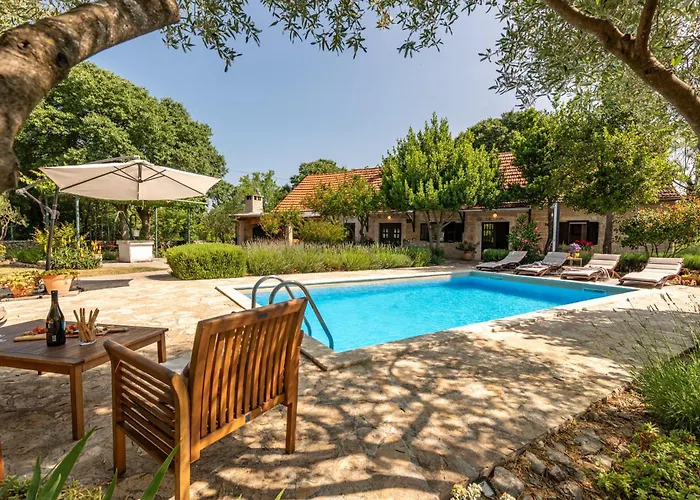 Krasa Zadarvillas וילה