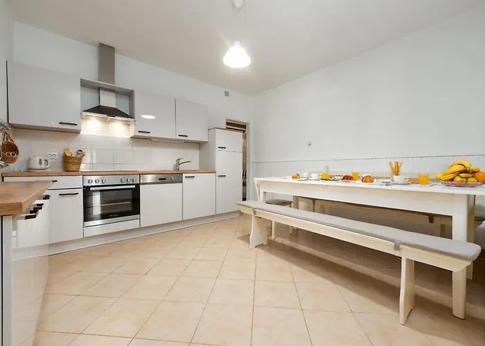 Krasa Zadarvillas * Suknovci